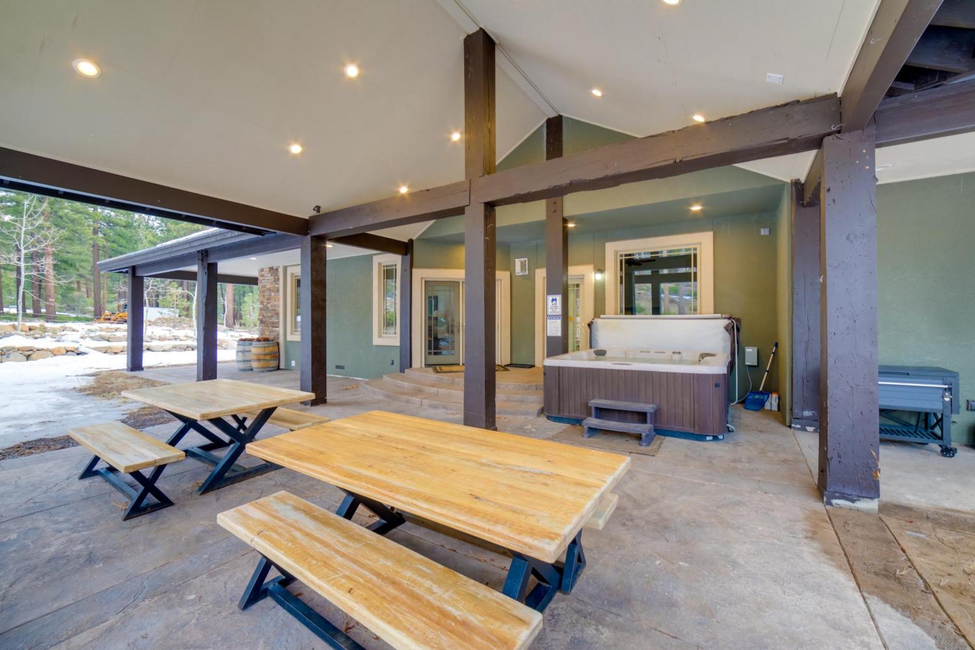 Sleek Reno-Lake Tahoe Retreat, 4 Mi To Ski Mt Rose Exterior photo