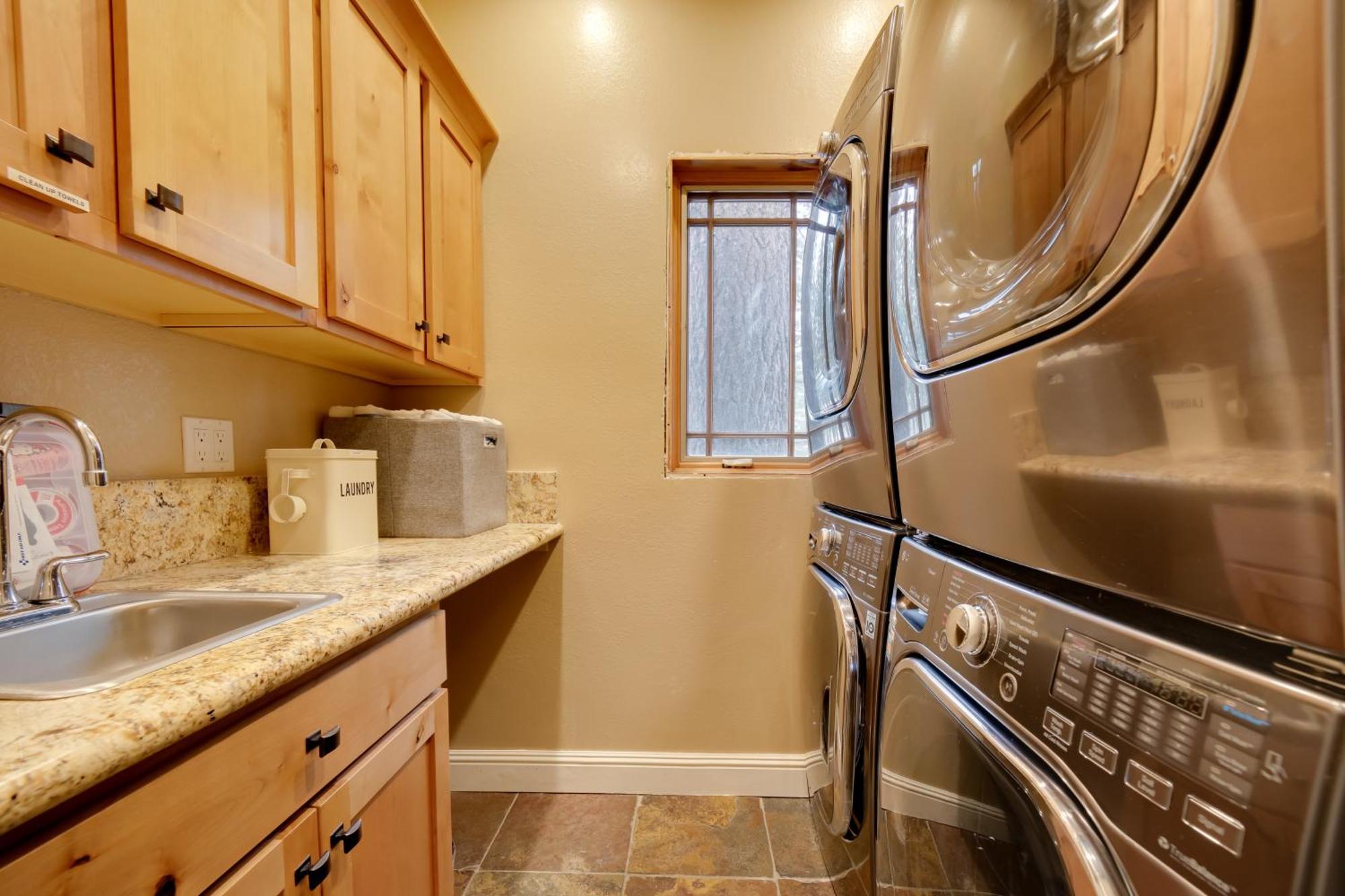 Sleek Reno-Lake Tahoe Retreat, 4 Mi To Ski Mt Rose Exterior photo