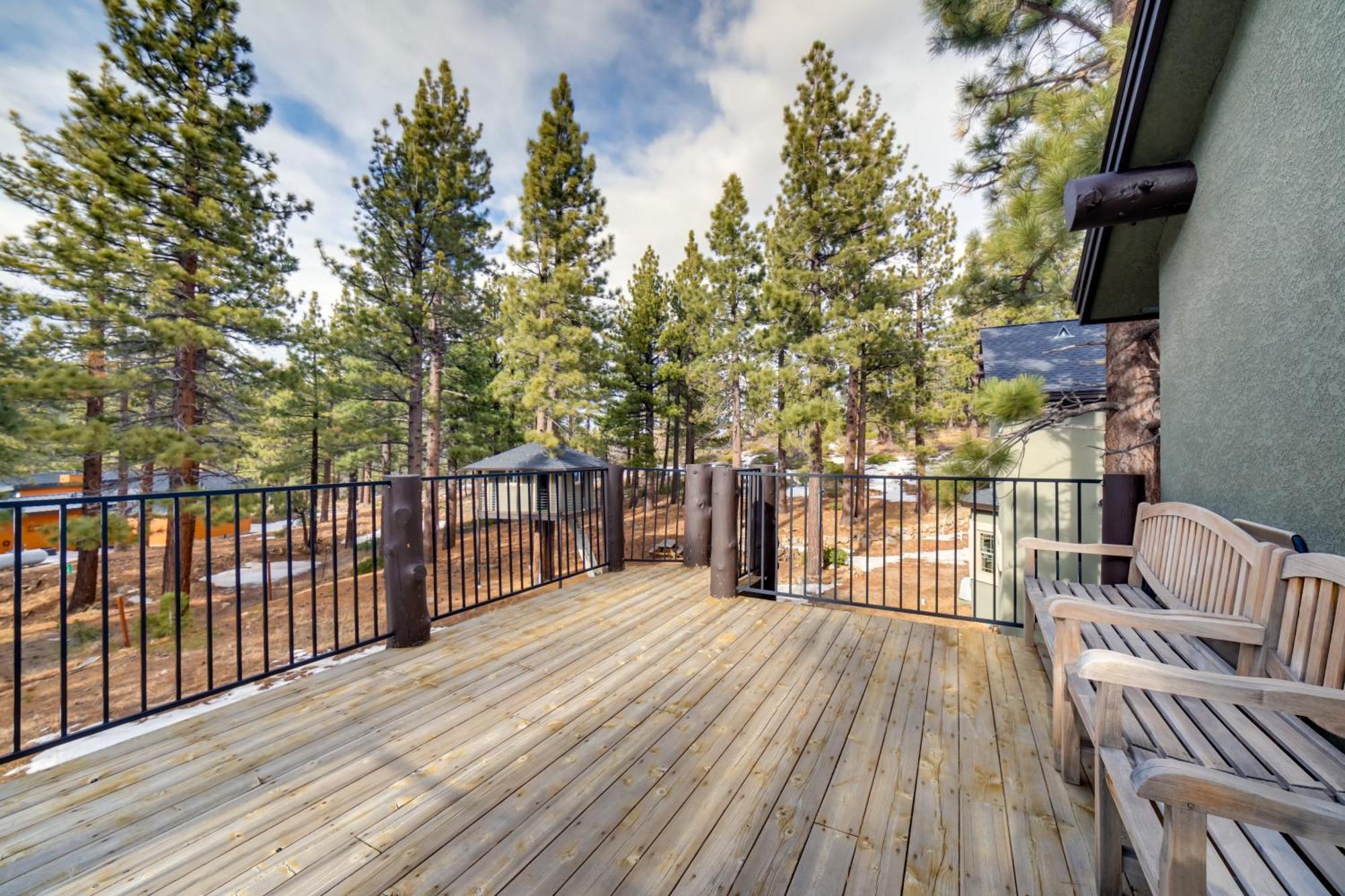 Sleek Reno-Lake Tahoe Retreat, 4 Mi To Ski Mt Rose Exterior photo