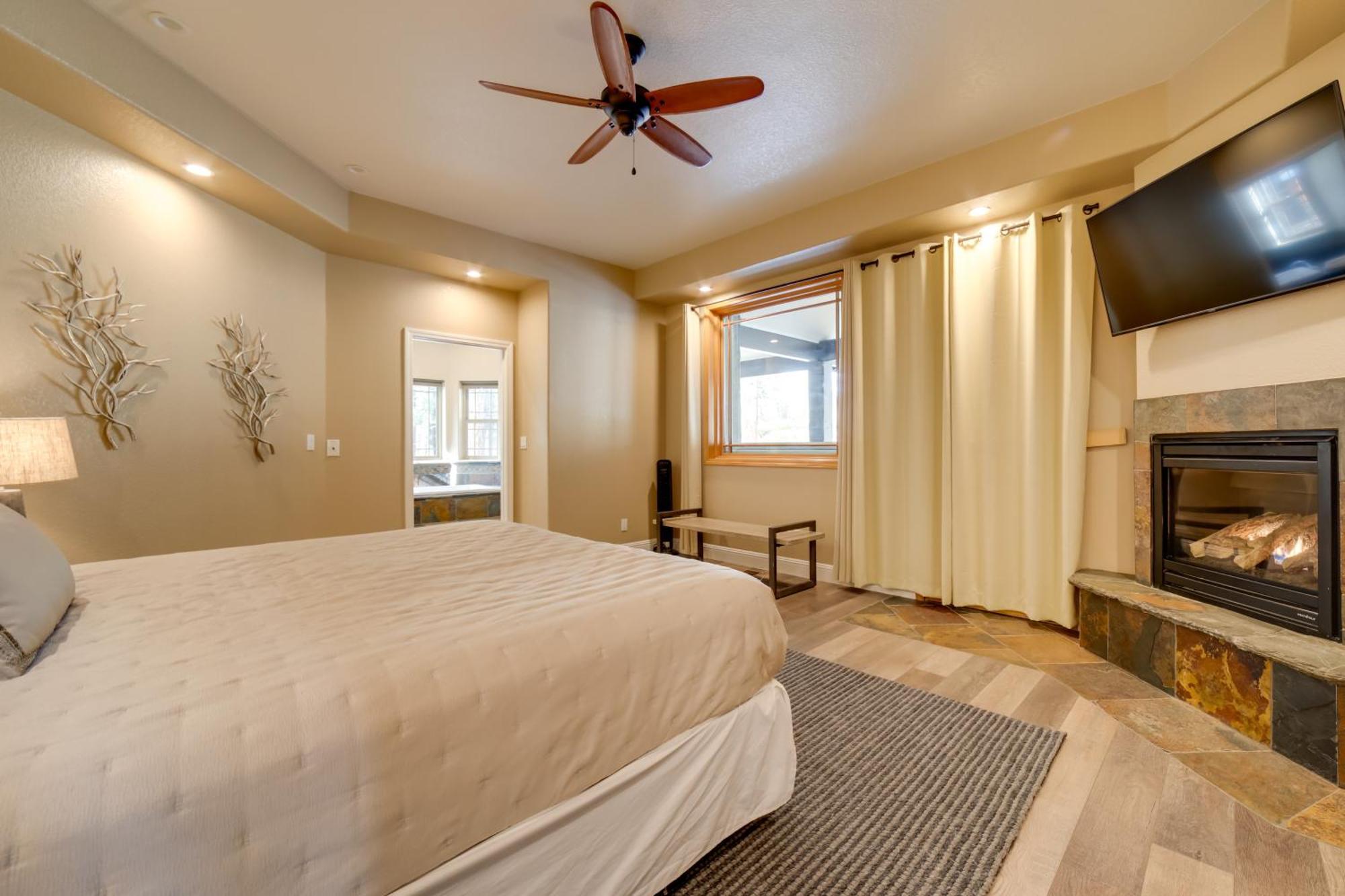 Sleek Reno-Lake Tahoe Retreat, 4 Mi To Ski Mt Rose Exterior photo